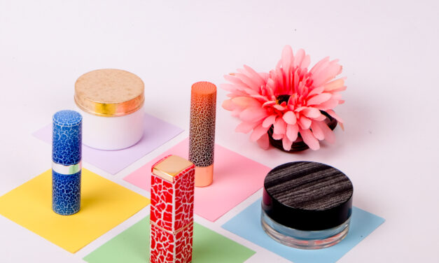 Ada kosmetik, ada peluang bikin wadahnya